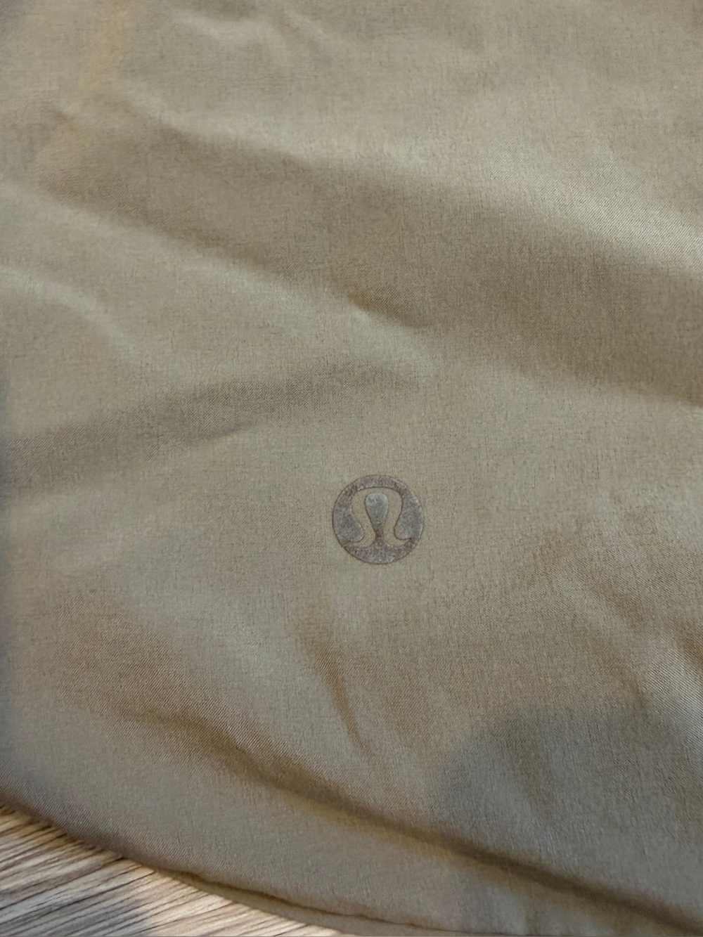 Lululemon Women’s Black and Grey Choose a Side Mid-Rise Short 3" - 12 - Picture 8 of 9